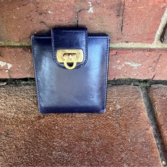 Ferragamo Purple Leather Wallet with Gold Clasp - Picture 6 of 7